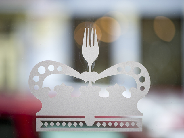 Restaurants turn to surcharges to survive higher costs - Vimarsana News