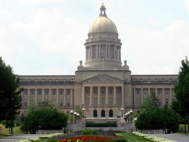 Kentucky lawmakers start overriding gubernatorial vetoes - Vimarsana News