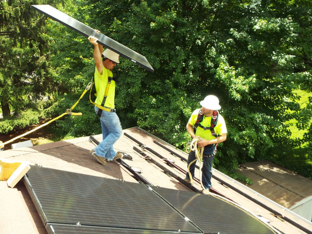 See how to make your home solar on the cheap