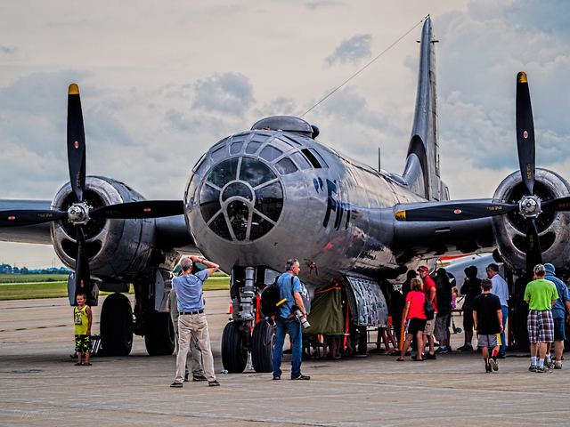 How you can ride a B-29 Superfortress in Cincinnati - WCPO ...