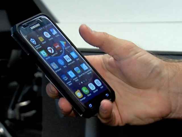 FCC vote supports 3-digit suicide hotline number