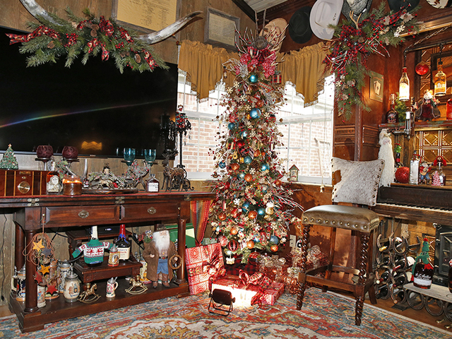 the saloon room photographed in the ft mitchell home of linda and bud roe tuesday dec 19 2017 photo by gary landerswcpo - The Christmas Lodge the saloon room photographed in the ft mitchell home of linda and bud roe tuesday dec 19 2017 photo by gary landerswcpo - The Christmas Lodge