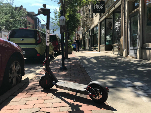 Cincinnati leaders consider banning e-scooters - Vimarsana News