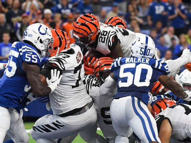 Joe Mixon puts speed, spark in Bengals' offense