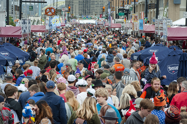 Cincinnatians can plan to pour into Oktoberfest Zinzinnati Sept. 14-17 - Vimarsana News