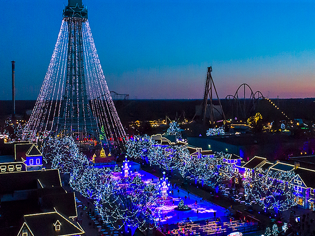 Time-lapse: Kings Island fountain transformed into WinterFest ice rink ...