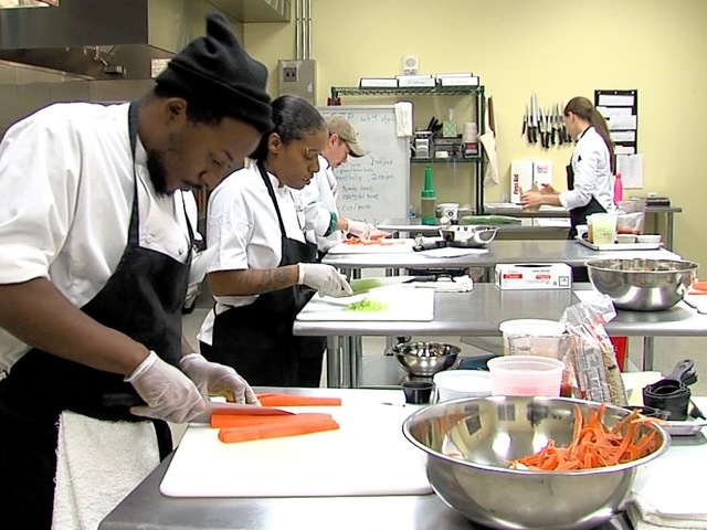 Freestore Foodbank, CityLink ramp up culinary programs during restaurant employee shortage - Vimarsana News